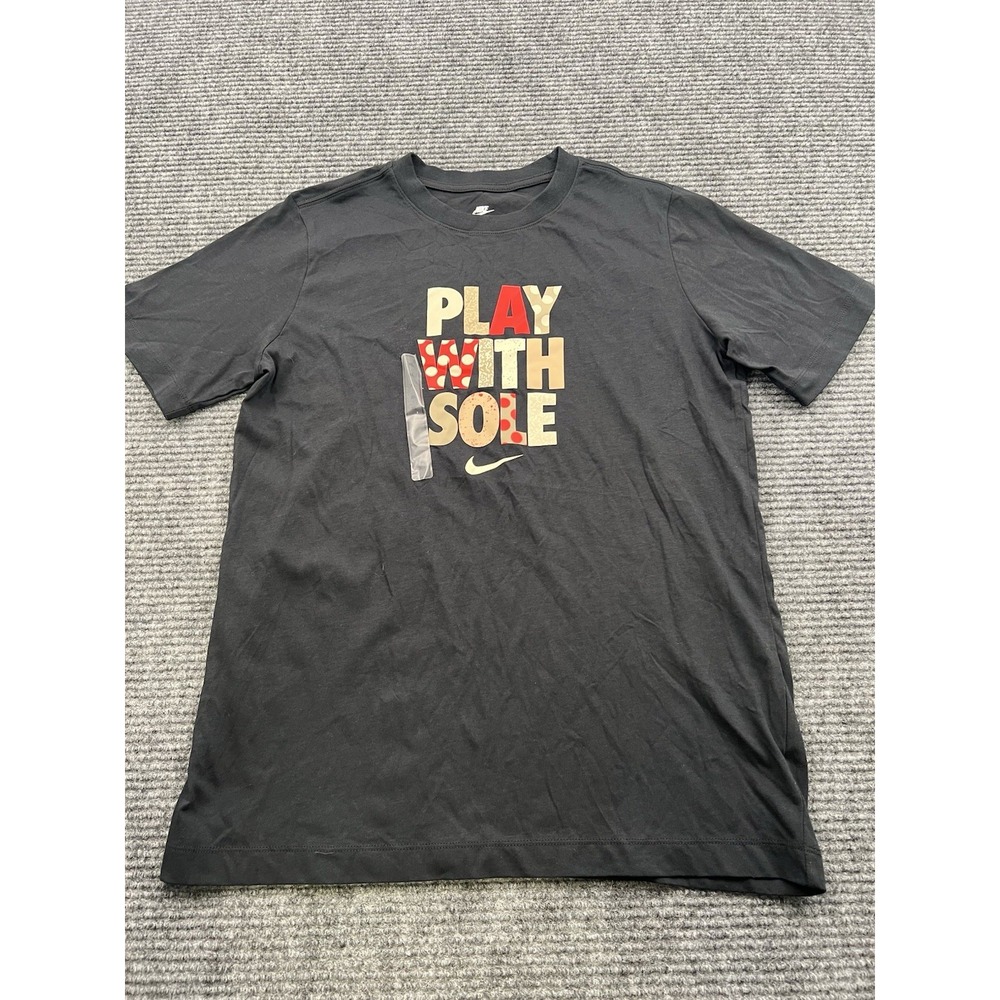 Nike Tee Play With Sole Youth Size XL‎ T-Shirt Black Swoosh New FV5343